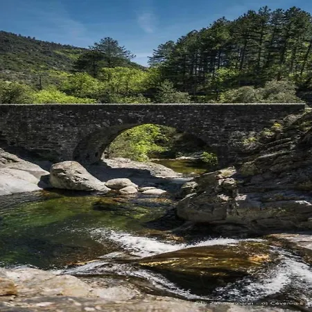 Cevennes View Retreat In *