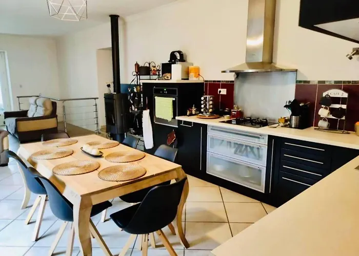 펜션 Cevennes View Retreat In Molieres-sur-Ceze