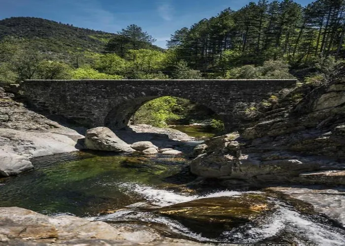 Cevennes View Retreat In *